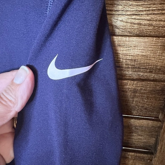 Nike Pro Pullover Shirt Womens Purple 1/4 Zip Pullover Yoga • Running - Picture 5 of 7